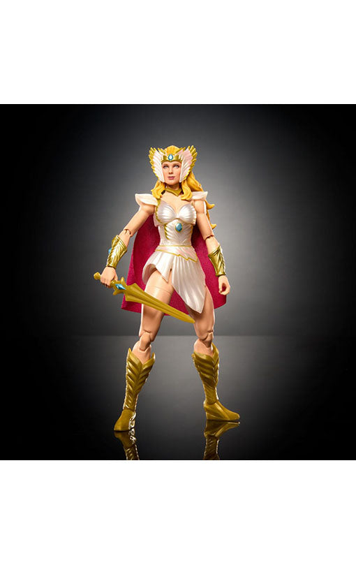 Masters of the Universe Core New Eternia Action Figure She-Ra 18 cm