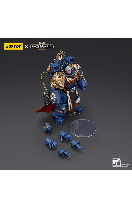 Warhammer 40k Action Figure Ultramarines Marneus Calgar Chapter Master with MKX Gravis Armour and Gauntlets of Ultramar 20 cm