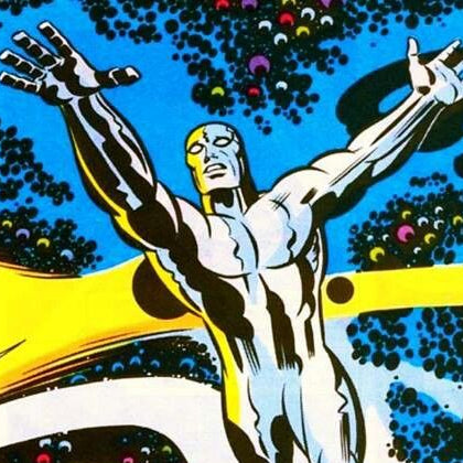 Δεν μιλάει πολύ. Παρα μόνο όταν χρειάζεται. Και κυρίως, διαβάζει.