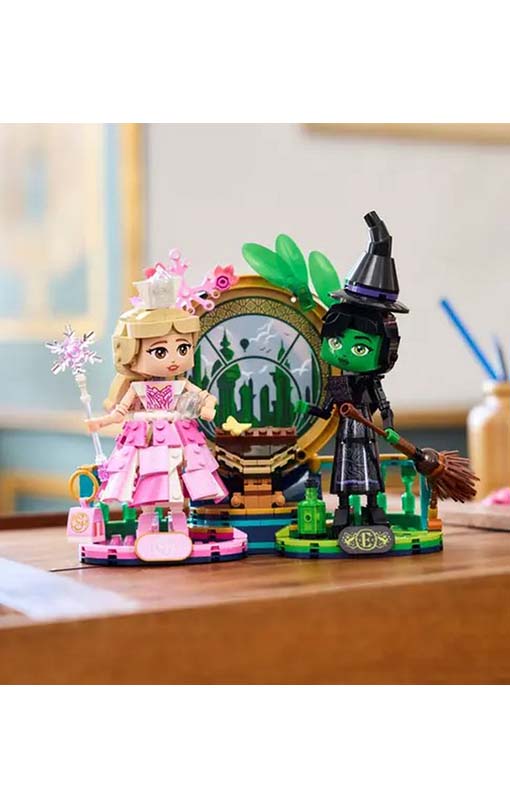 Elphaba & Glinda Figures