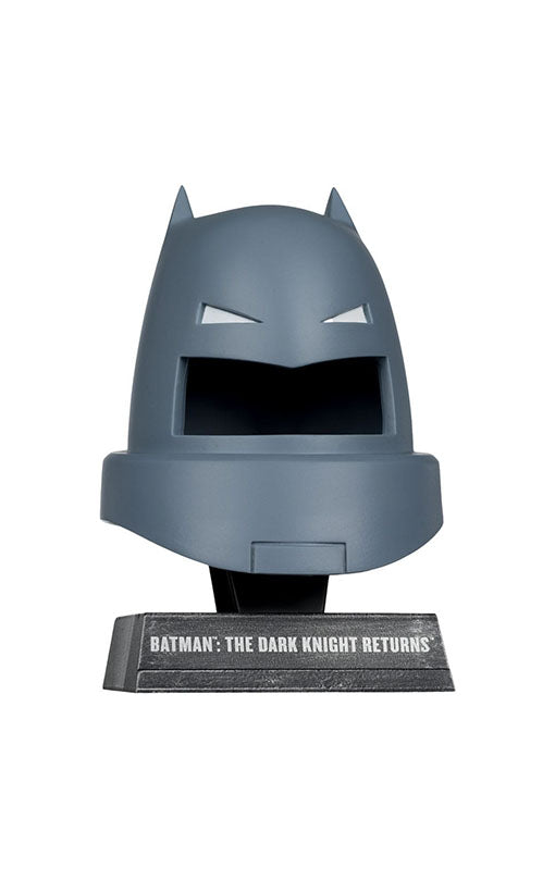 Batman DC Direct Mini Replica 1/3 Armoured Batman Cowl (Dark Knight Returns) 18 cm
