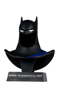 Batman: The Animated Series 1992 DC Direct Mini Replica 1/3 Batman Cowl Gold Label 19 cm