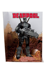 Marvel Collection PVC Statue 1/6 Deadpool (Deadpool #1)(Grey Suit Chase) 27 cm