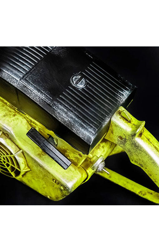 Texas Chainsaw Massacre Figure Chainsaw with Sound 76 cm