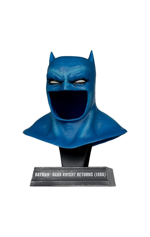 The Dark Knight Returns DC Direct Mini Replica 1/3 Batman Cowl 19 cm