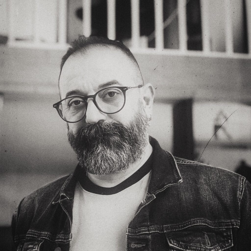 YILDIRAY_CINAR.jpg